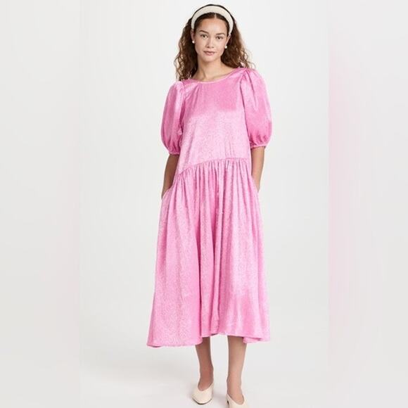 STINE GOYA Pink Bubblegum 1302 Amelia Sequin Round Neckline Dress Size Small - Picture 1 of 16